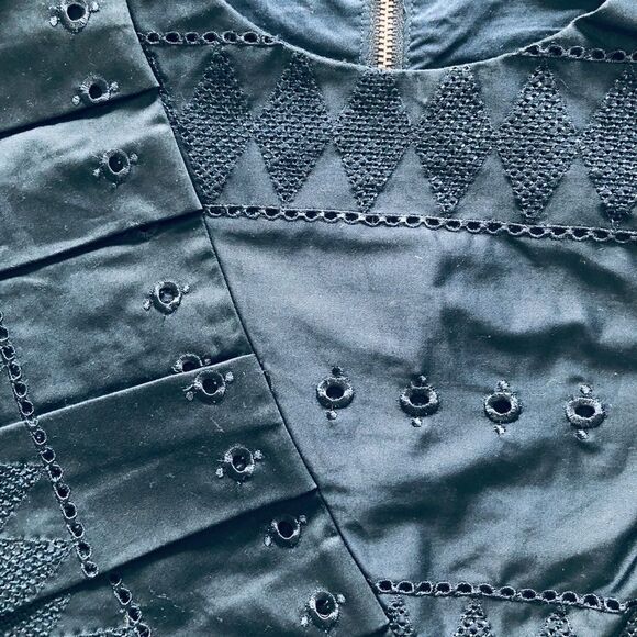 NWT: Ted Baker Forelli Ruffle Embroidered Top - Picture 10 of 15